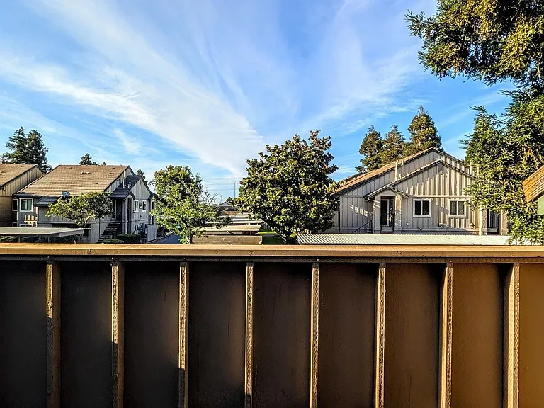 2265 Lakeview Cir — Photo 15
