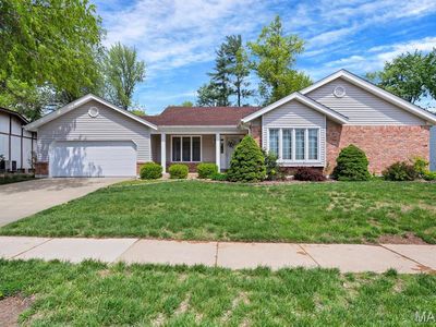 1950 Schoettler Valley Dr, Chesterfield, MO, 63017