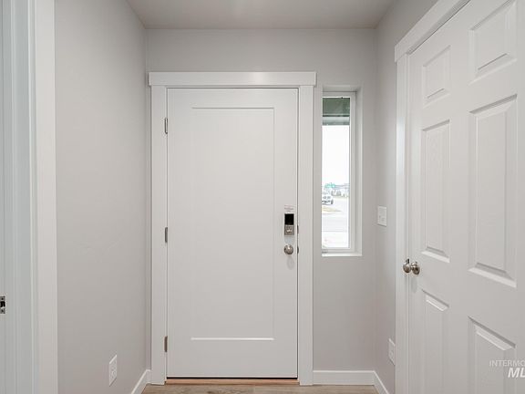 2nd image of 18417 N Trumpet Lily Ave
