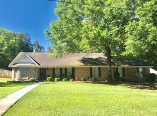 16 Woodridge Dr, Monroeville, AL 36460