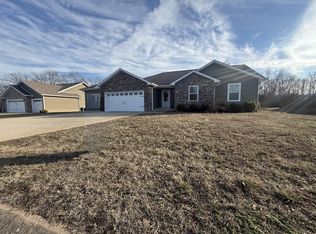 2238 Brookside Ln, West Plains, MO 65775