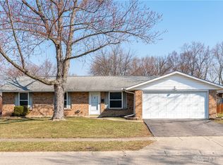 5247 Robinview Ct, Dayton, OH 45424