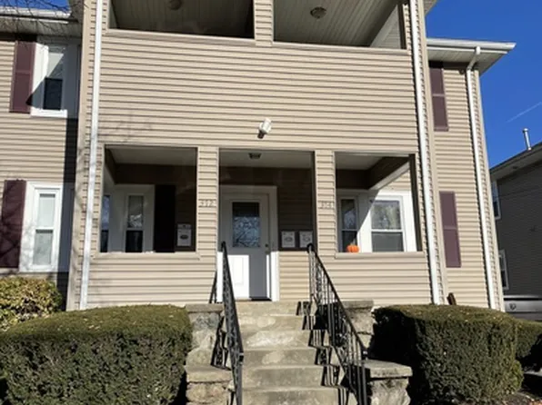 376 Crescent St Floor 1, Waltham, MA 02453