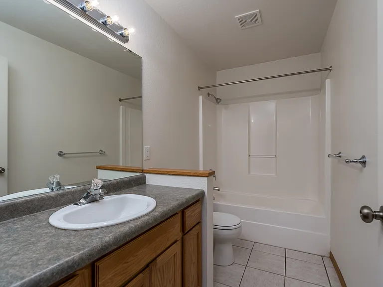1085 Alpine Way #1085 — Photo 9