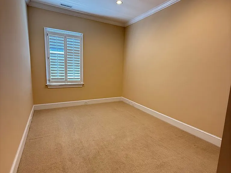 161 John Browning — Photo 18