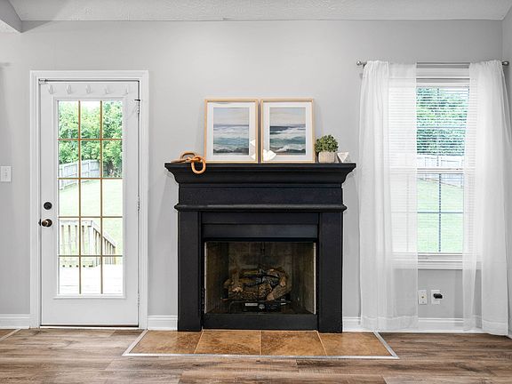 3rd image of 3492 Cayuse Way