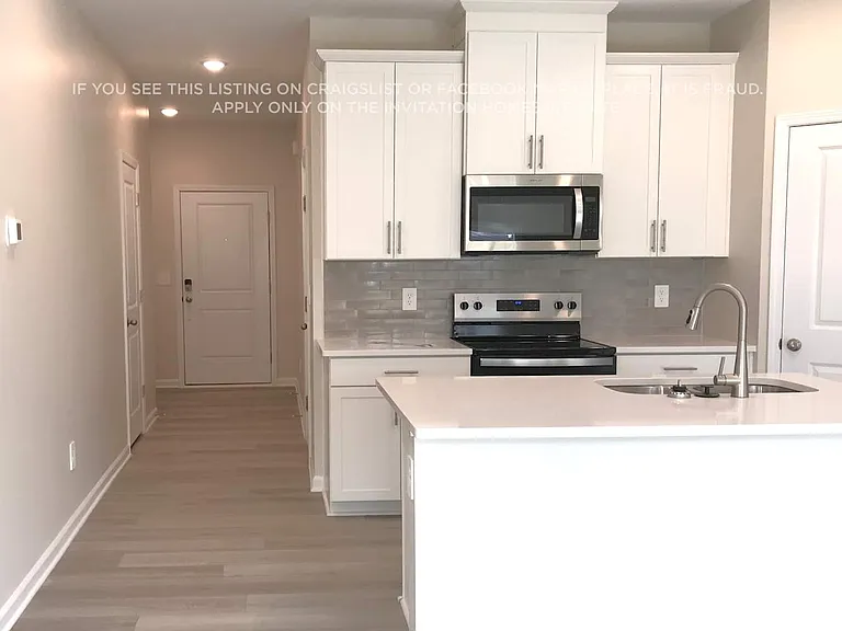 804 Holiday Park Ln — Photo 8