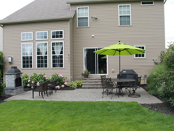 3rd image of 27345 Wheaton Pl
