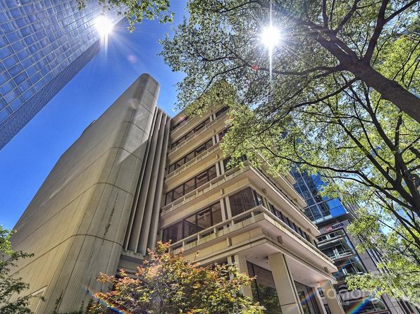139 S Tryon St APT 6, Charlotte, NC 28202