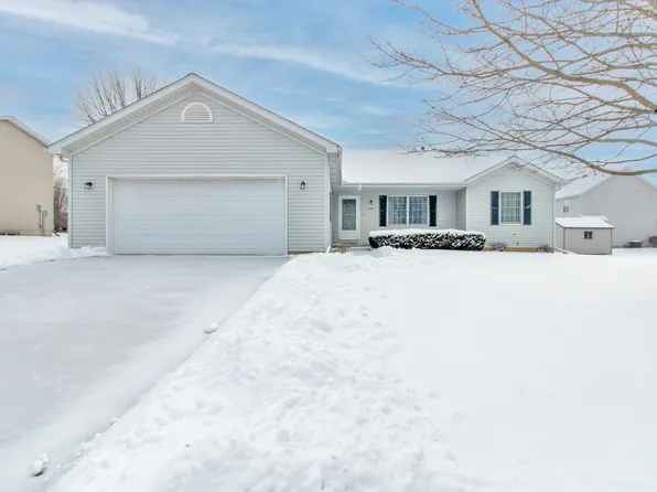 1708 Beech St, Normal, IL 61761