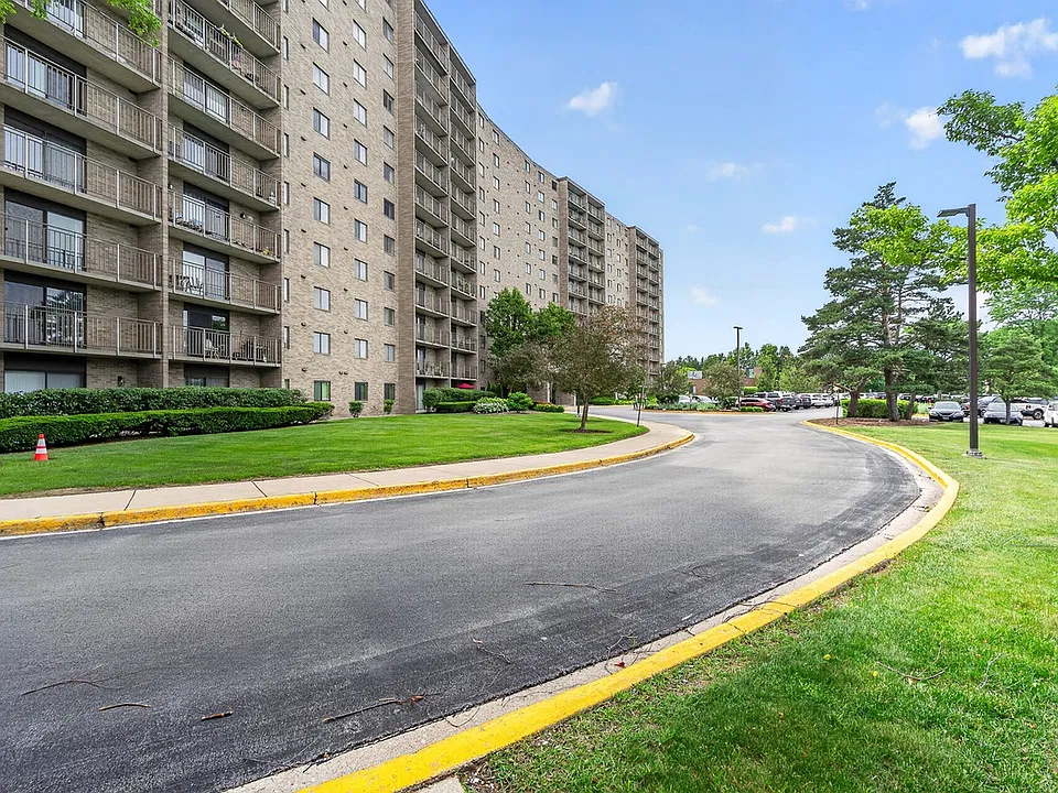 6340 Americana Dr #310