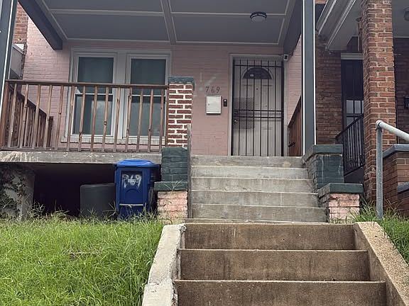 4th image of 769 Columbia Rd NW