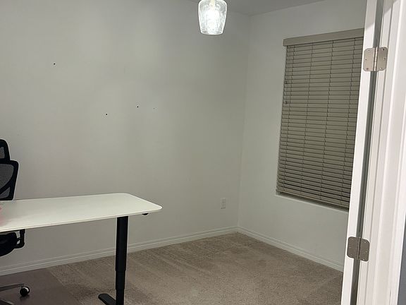Den/Office/Bedroom5
