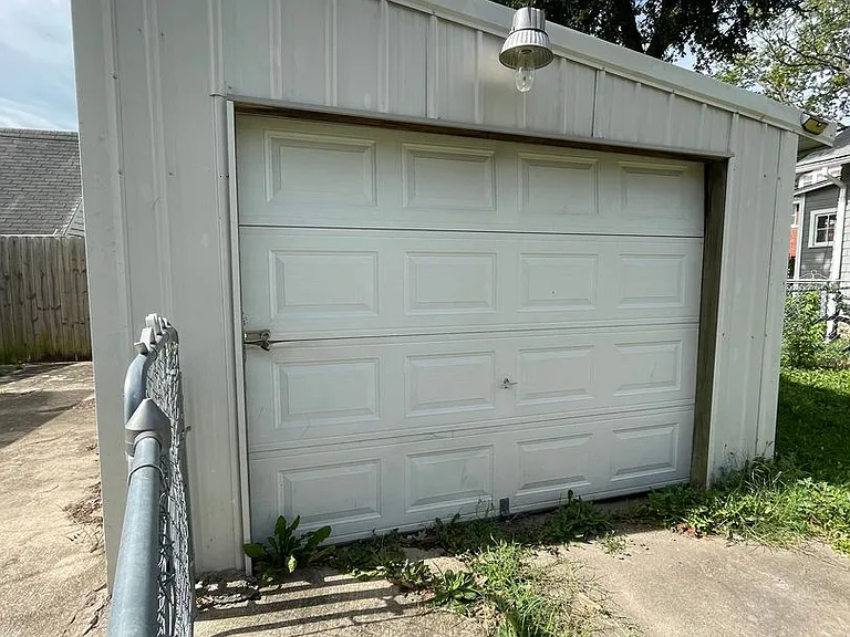 727 Congress St — Photo 22