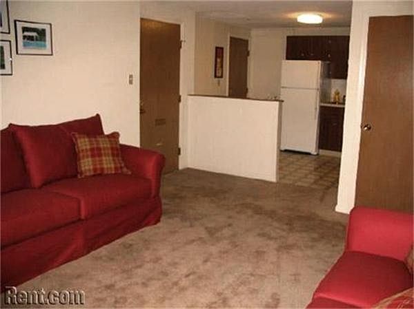 2nd image of 49 E Meadow Ln APT 20