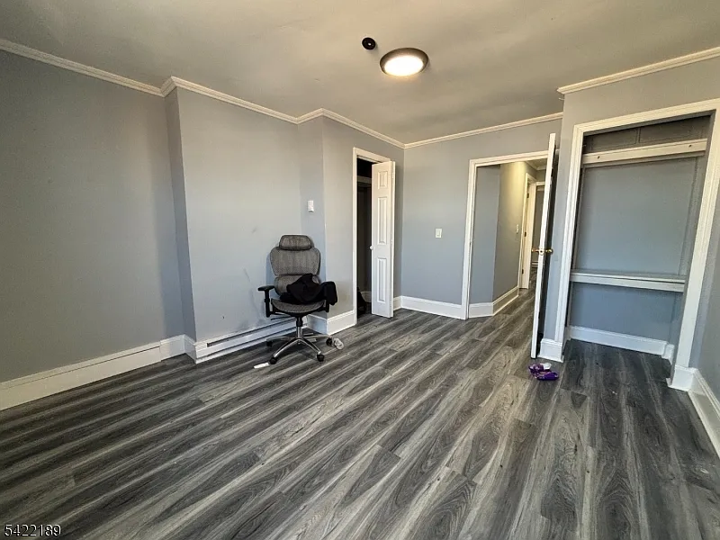 2 bed, 1.0 bath, $1,500 — Photo 3