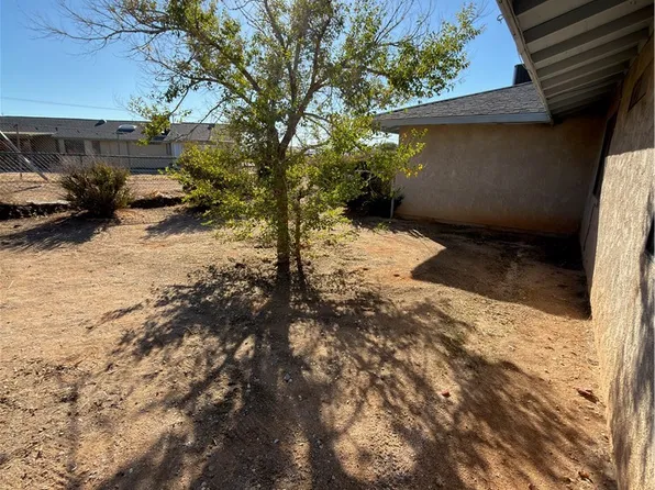 10547 Cochiti Rd, Apple Valley, CA 92308