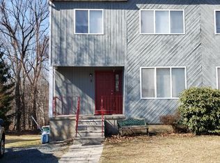 8 Westminster Dr, Randolph, NJ 07869