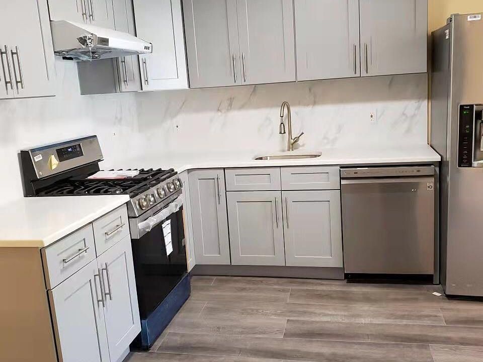 2nd image of 7624 20th Ave APT 2