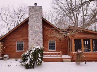 53790 Stevens Ln, Three Rivers, MI 49093