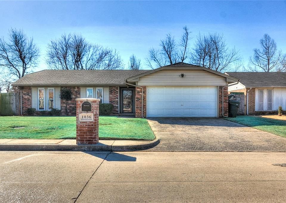 1st image of 1036 Cambridge Dr