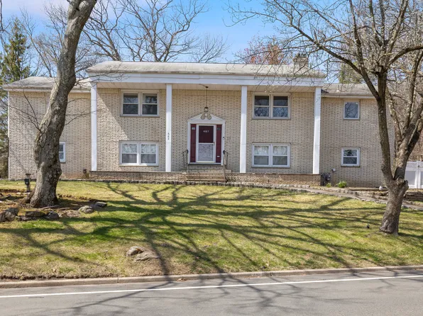 682 Floyd St, Englewood Cliffs, NJ 07632
