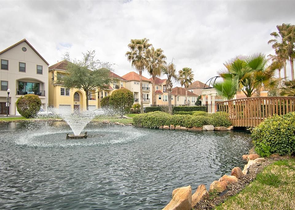 1st image of 7138 Laguna Villas