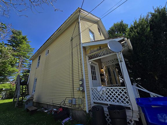 2nd image of 137 Maple Street