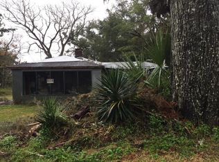 122 W Baxter St, De Leon Springs, FL 32130