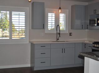 1619 W Hays St, Banning, CA 92220