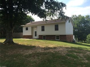 357 Herring St, Mount Airy, NC 27030