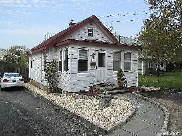 1st image of 44 Perry Ave