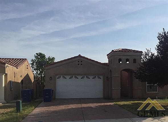 4 bedroom home ,split wing