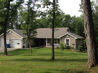 7904 Hartman Farm Rd, Fulton, MO 65251