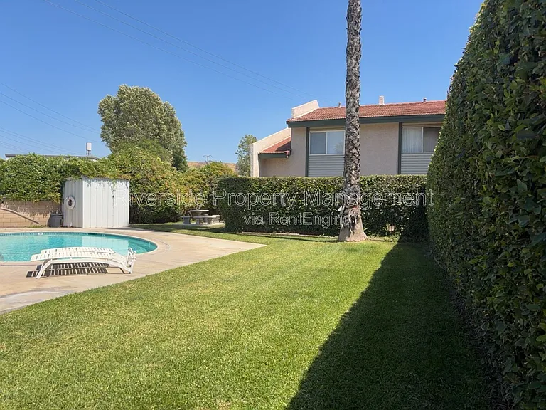 2255 Cahuilla St #105 — Photo 25