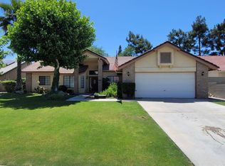 9505 Eagle Oak Rd, Bakersfield, CA 93311