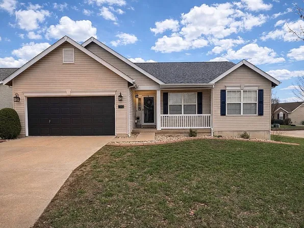 250 Bellemeade Dr, Saint Peters, MO 63376