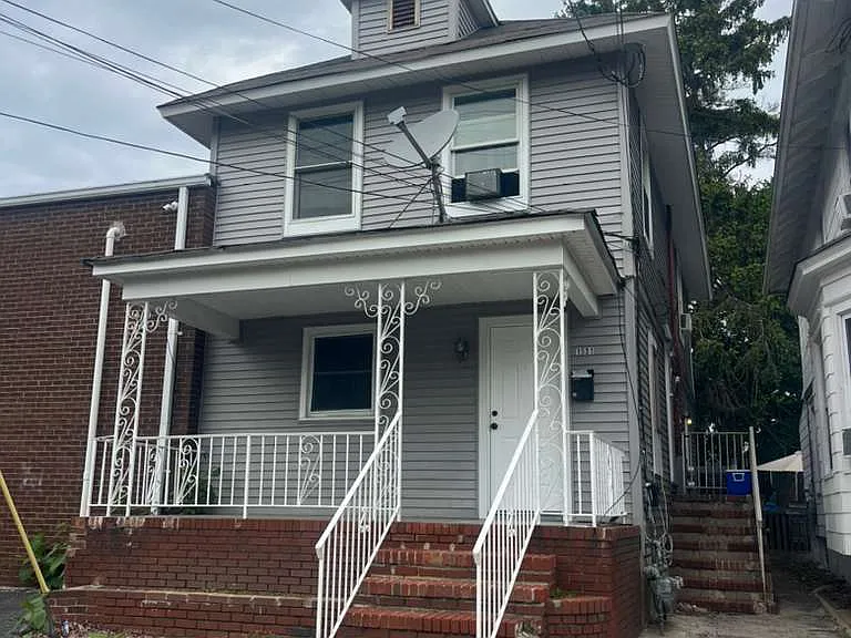 1531 Sewall Ave #A — Photo 1