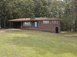 1427 Shawnee St, Cherokee, AL 35616