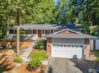 8215 172nd Ave NE, Redmond, WA 98052