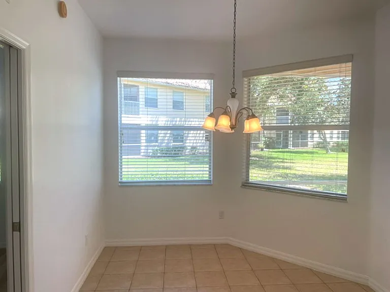 4270 Vicenza Dr #B40 — Photo 12