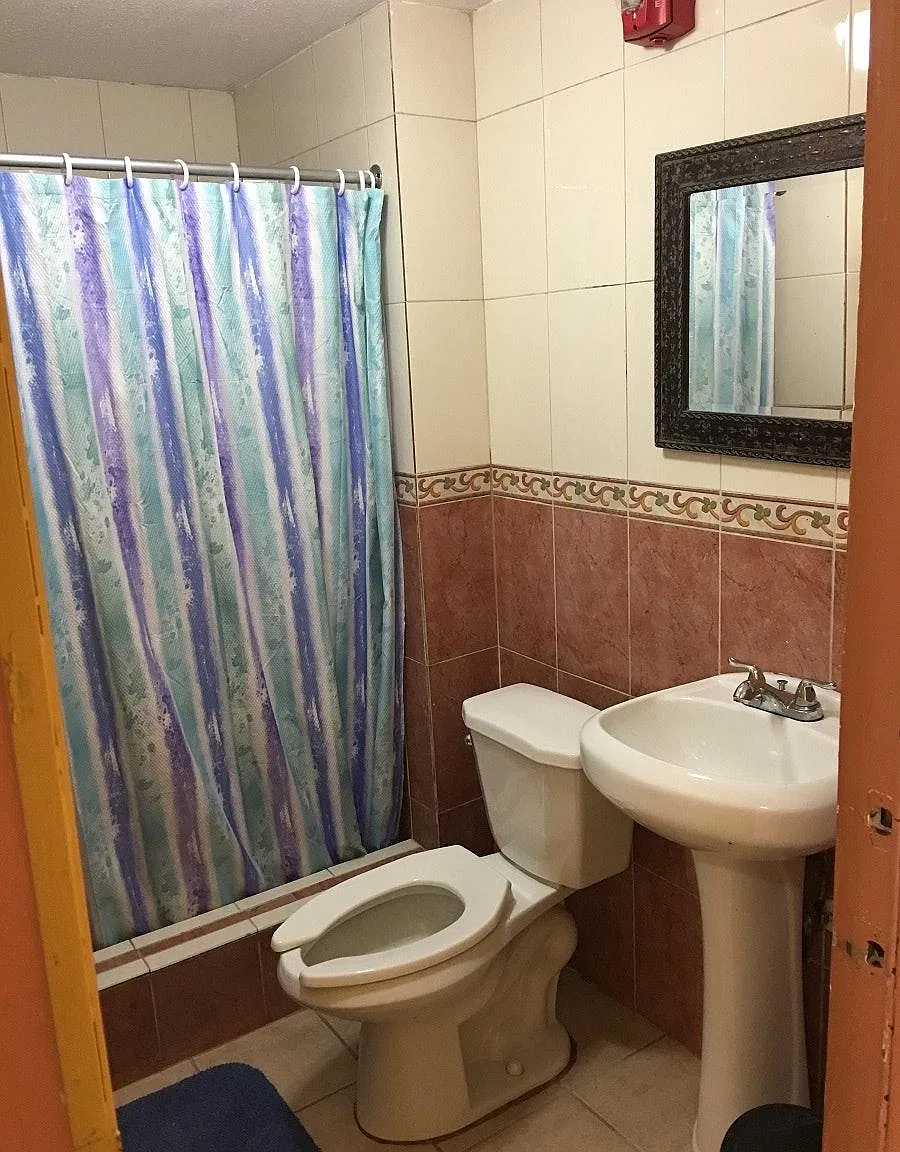 BATHROOOM