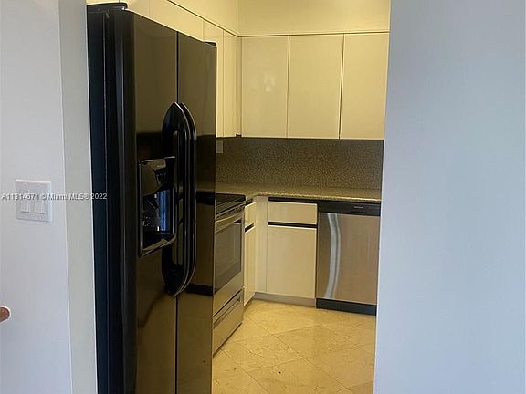 5th image of 6767 Collins Ave APT 1805