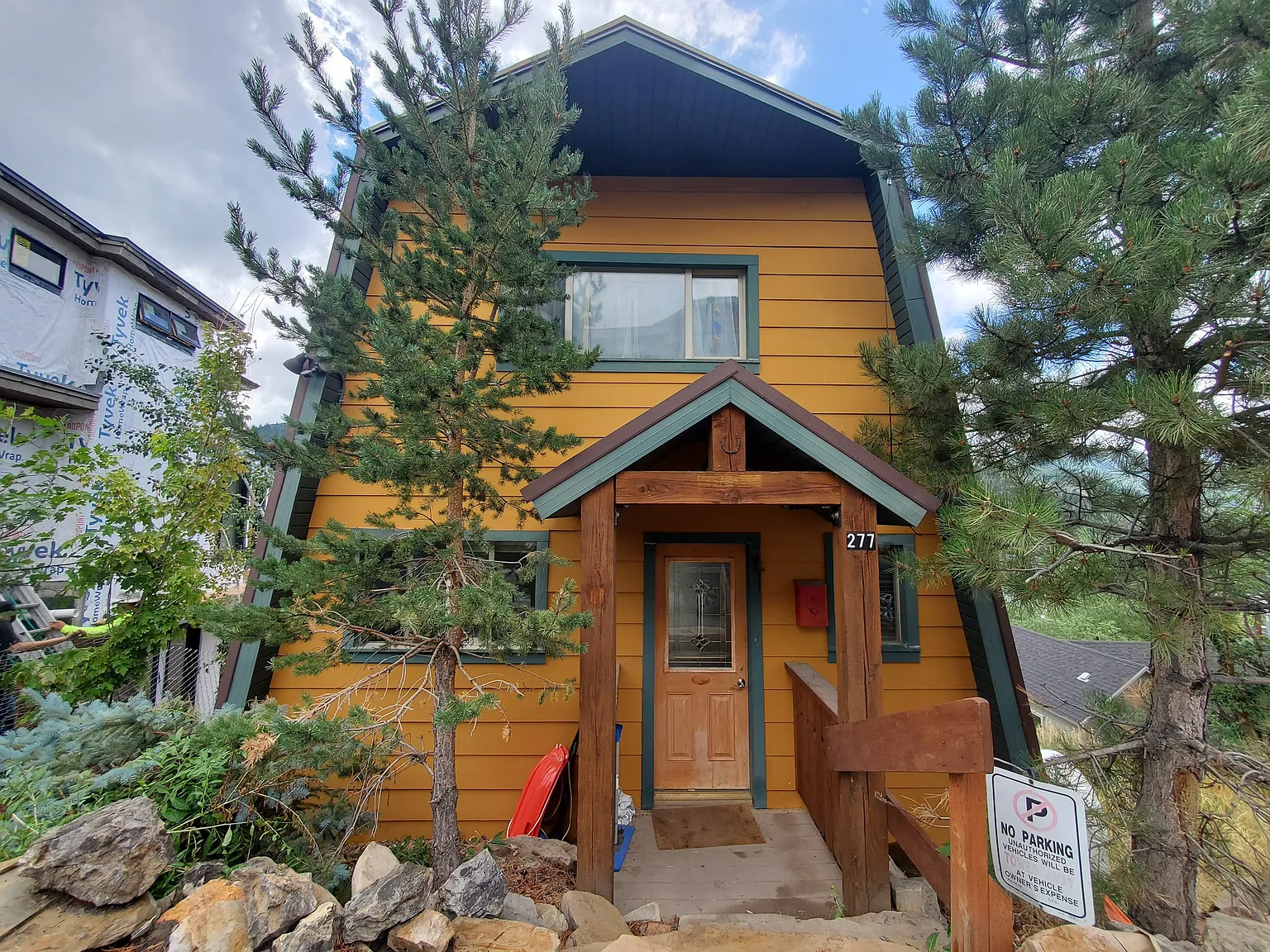 5 bed, 1869 sqft, $6,500 — Photo 2