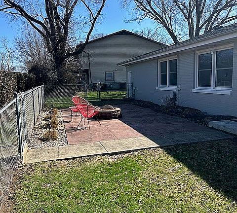 4th image of 14 Dellwood Dr