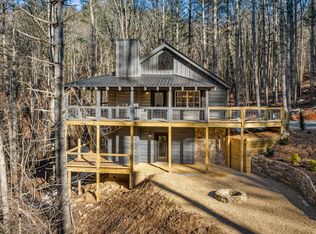 90 Pigeon Creek Rd, Blue Ridge, GA 30513
