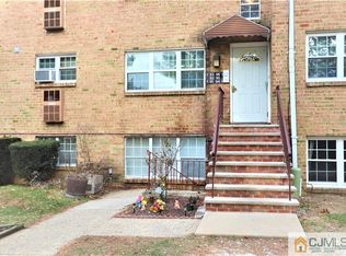91 College Dr UNIT 91, Edison, NJ 08817