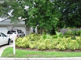 354 Phlox Dr, Palm Harbor, FL 34684