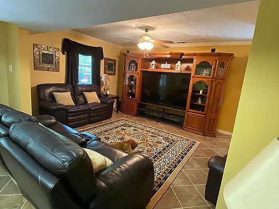 5th image of 40 N Lakeshore Dr