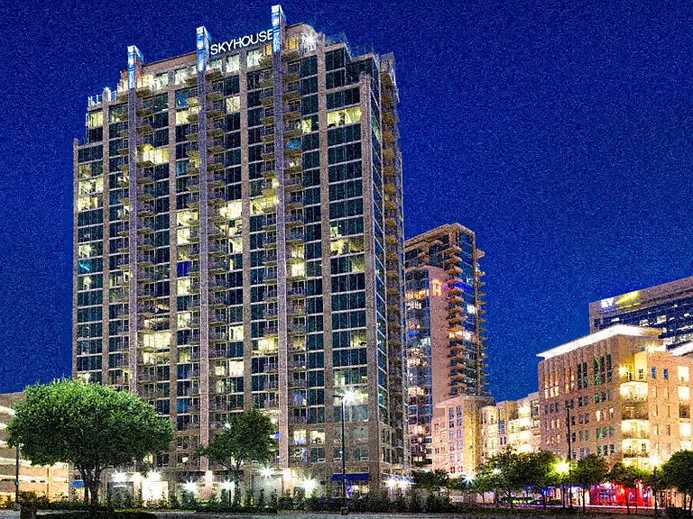 Located next to the House of Blues and the Perot Museum of Nature and Science